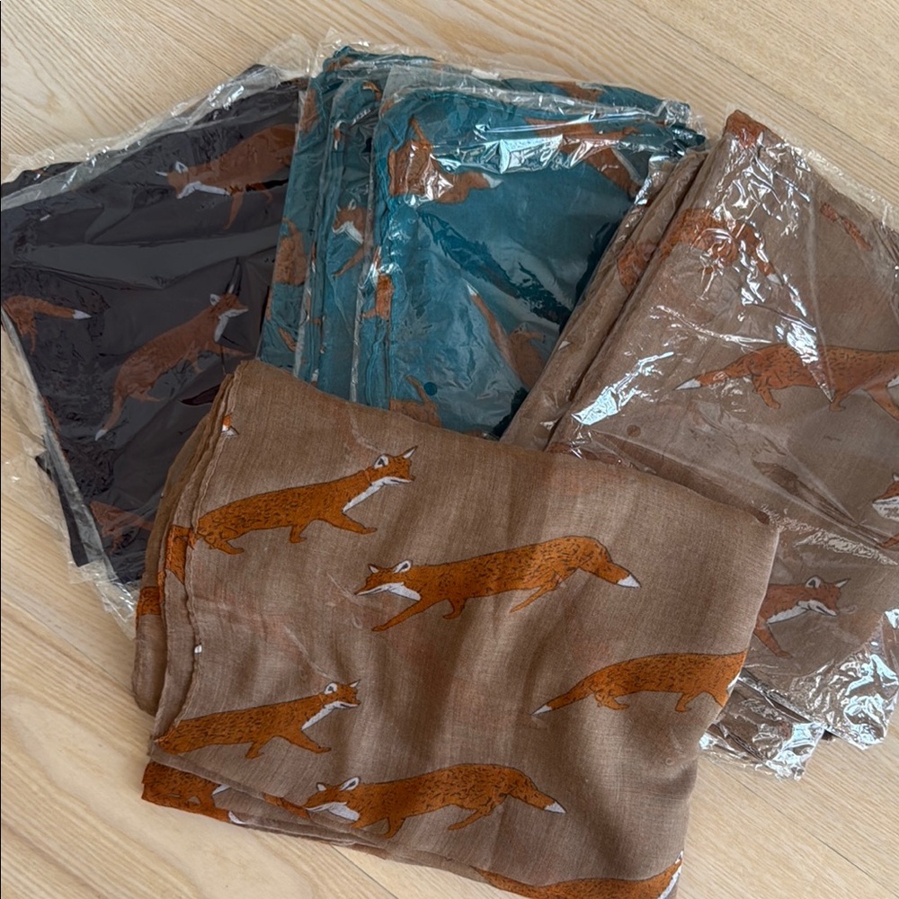 LAST CHANCE! Set of 10 Fox Print Scarves Black Teal Brown